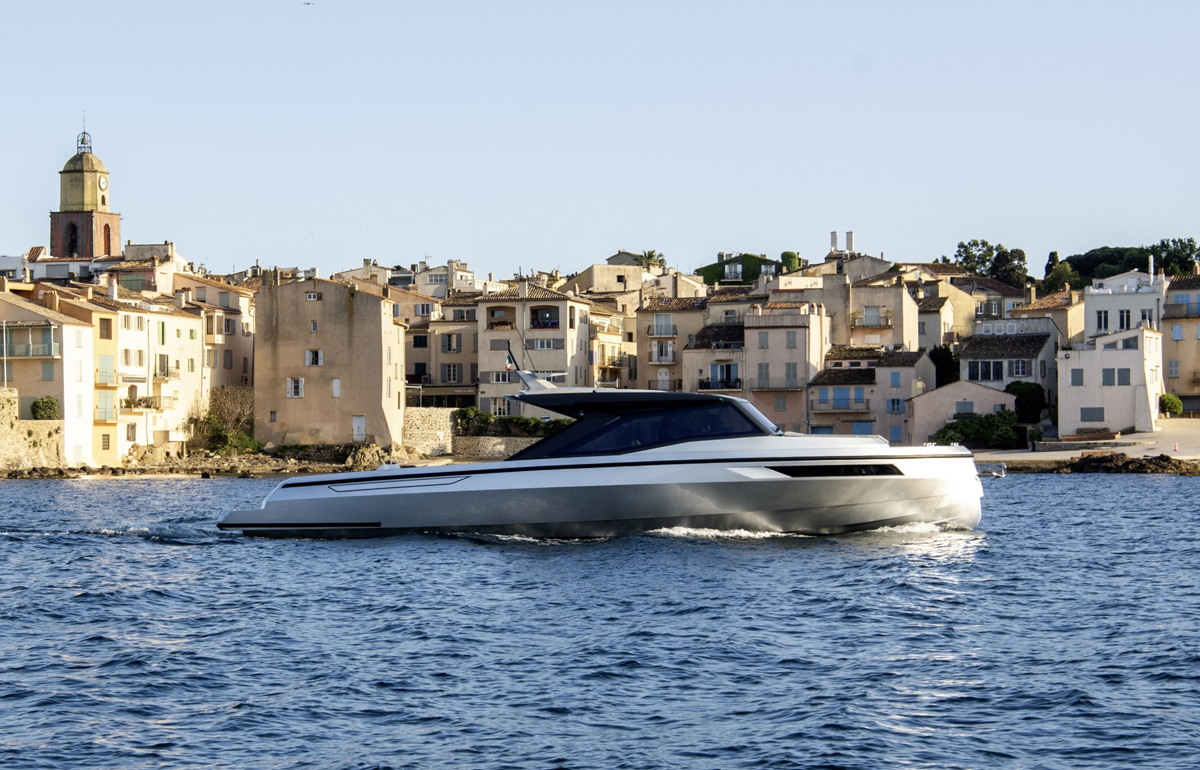 Santasevera 42 in harbour at golden hour